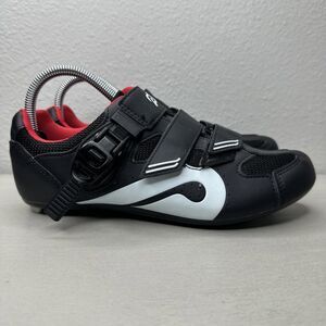 Athletic Cycling Shoes - Black and White
